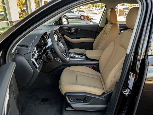 2026 Audi Q7 Premium Plus - Photo 13
