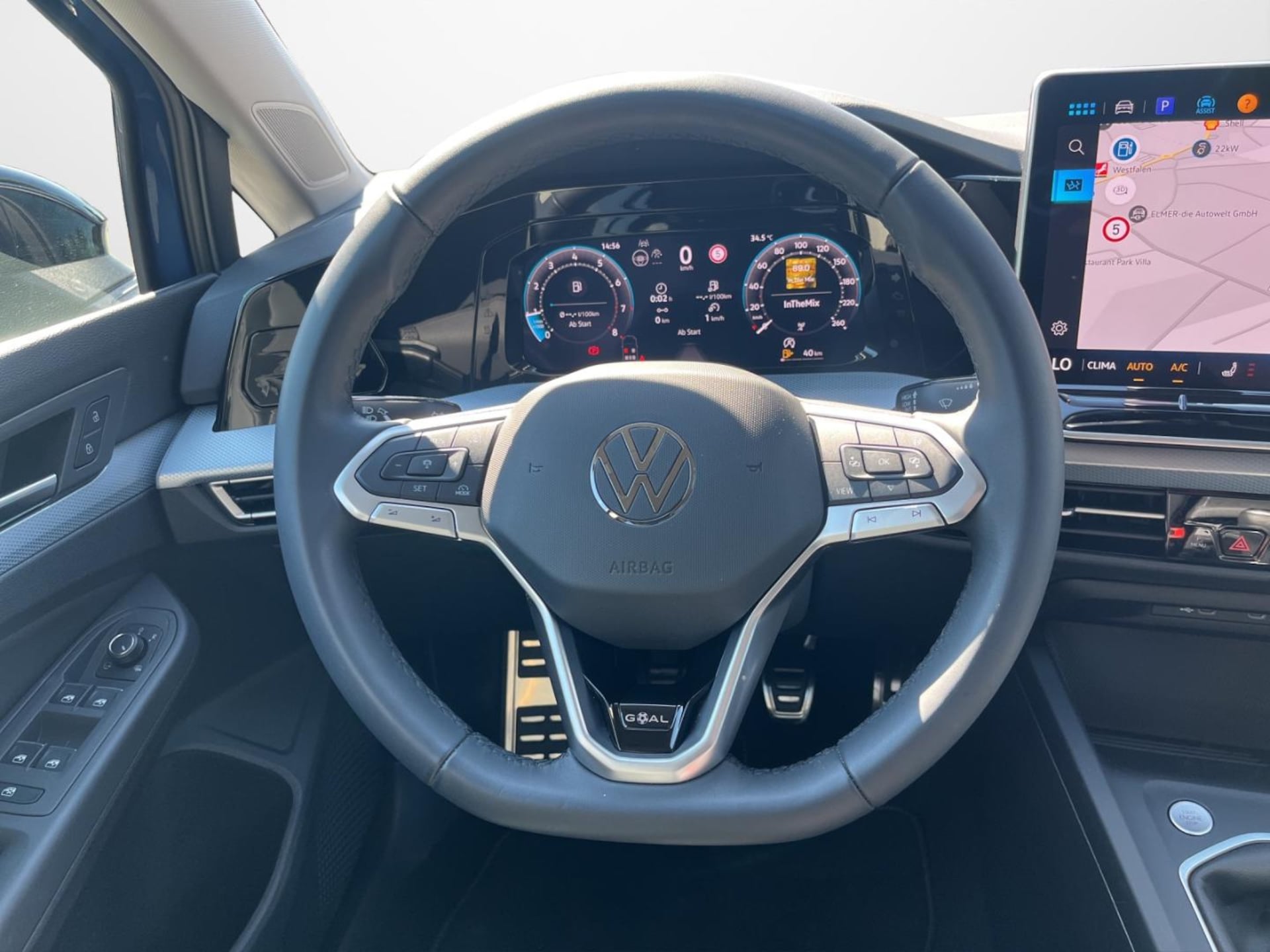 Volkswagen Golf Life