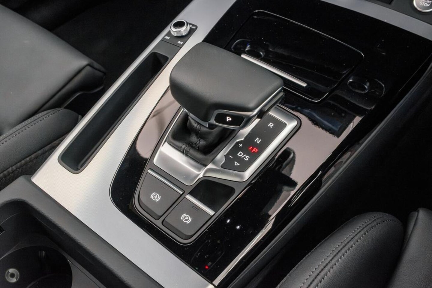 Image about Audi Q5 Sportback 40 TDI quattro S tronic