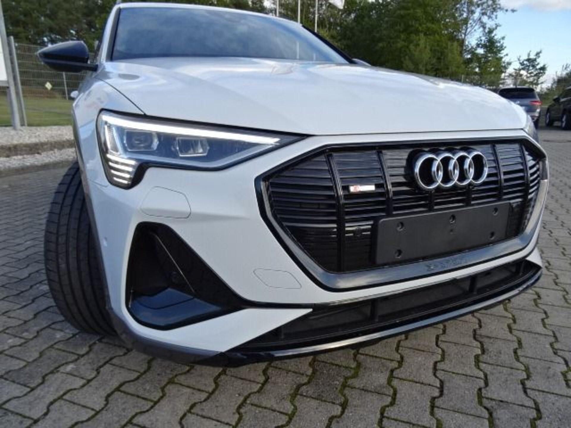 Audi e-tron Sportback S line