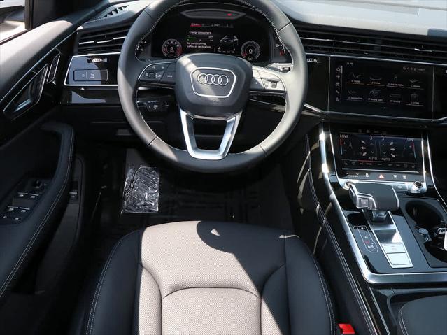 2025 AUDI Q8 - Image 16