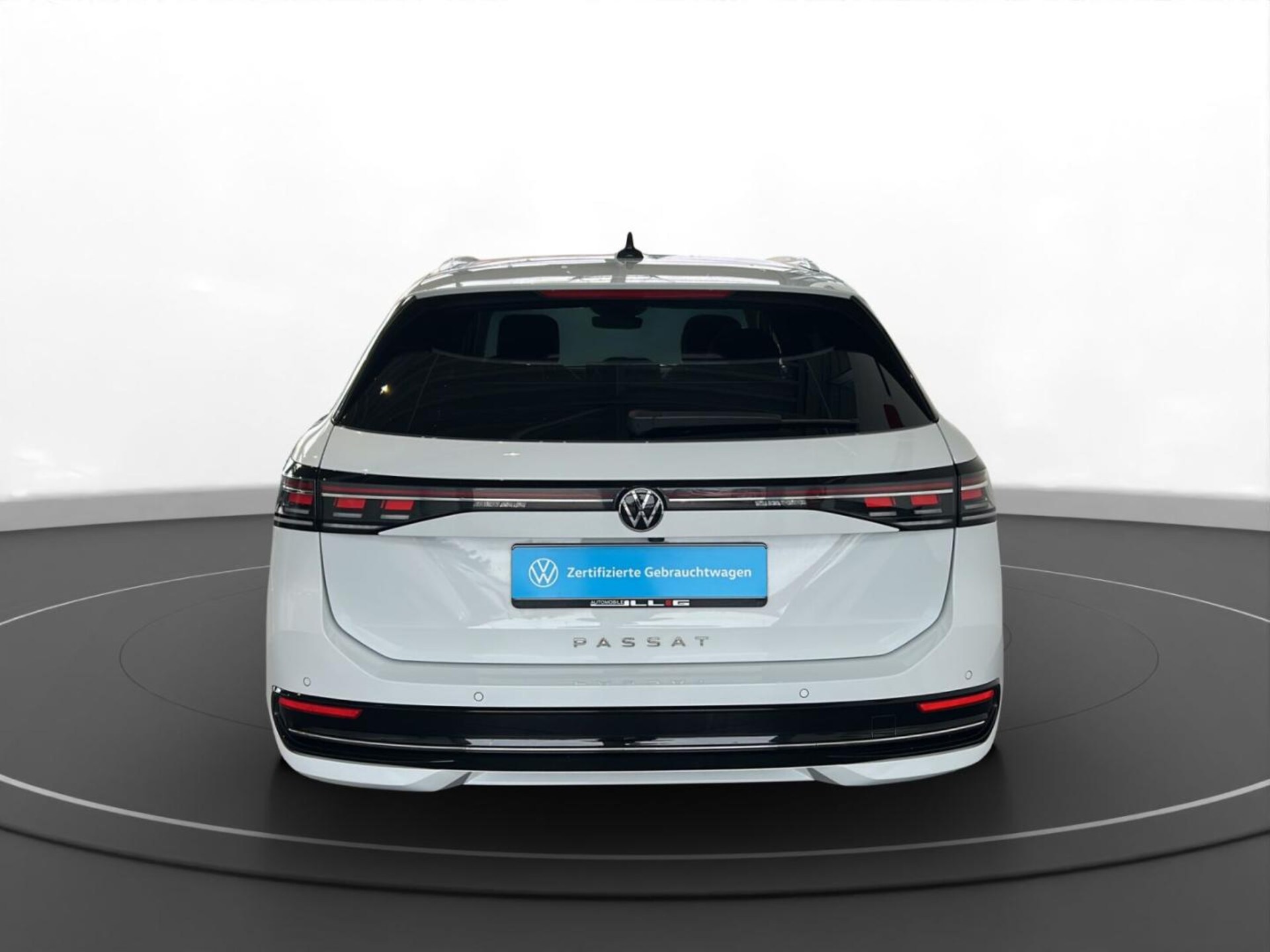 Volkswagen Passat Elegance