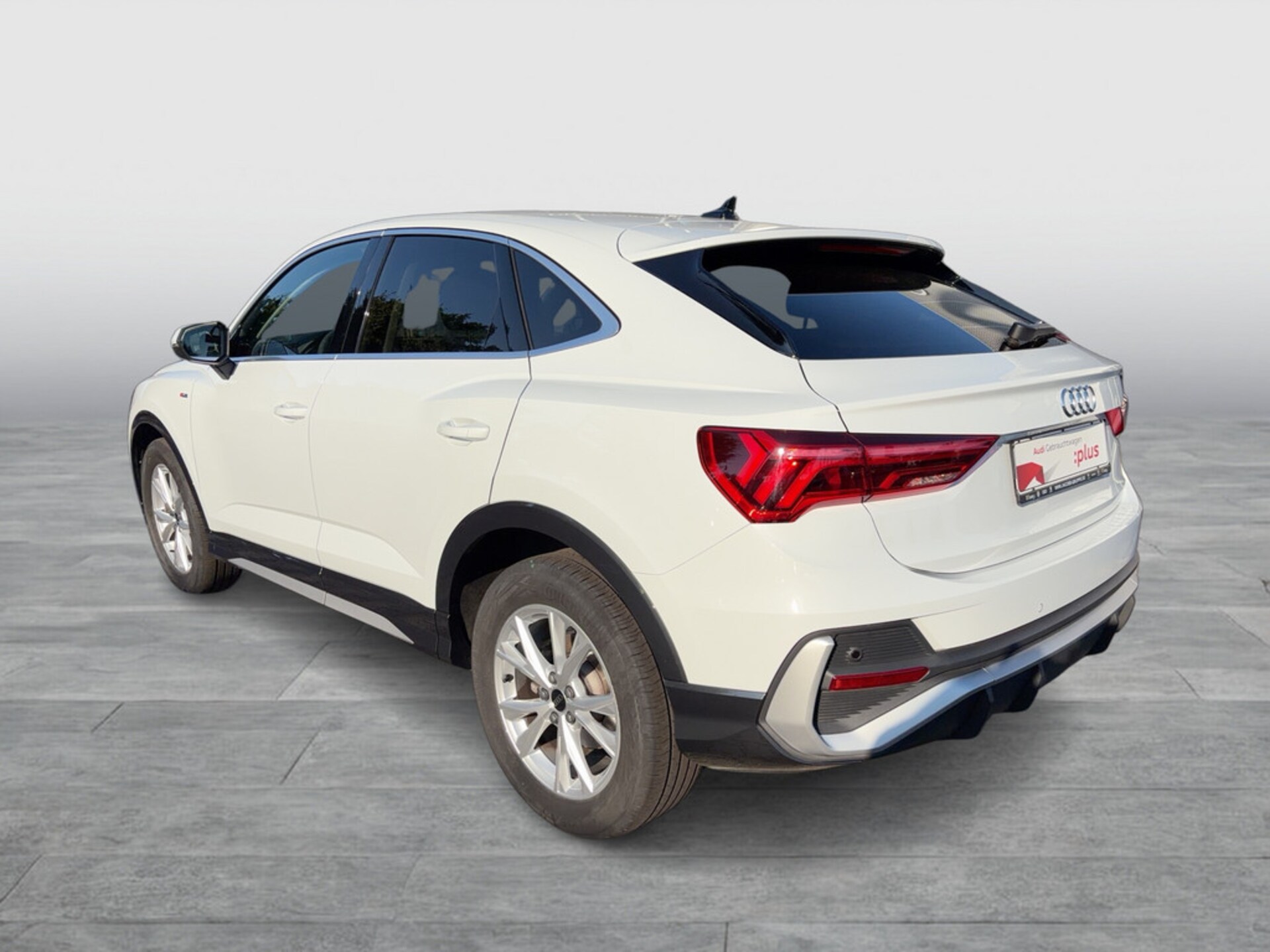 Audi Q3 Sportback S line