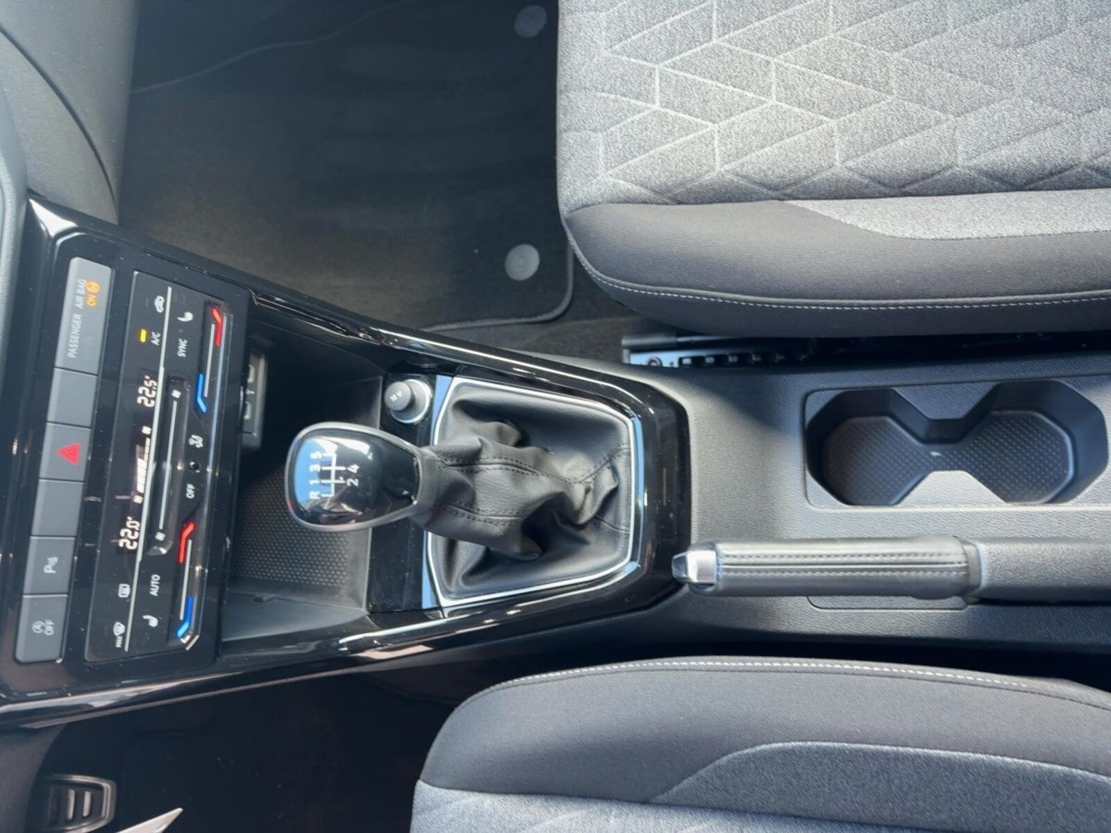 Volkswagen T-Cross – Bild 15