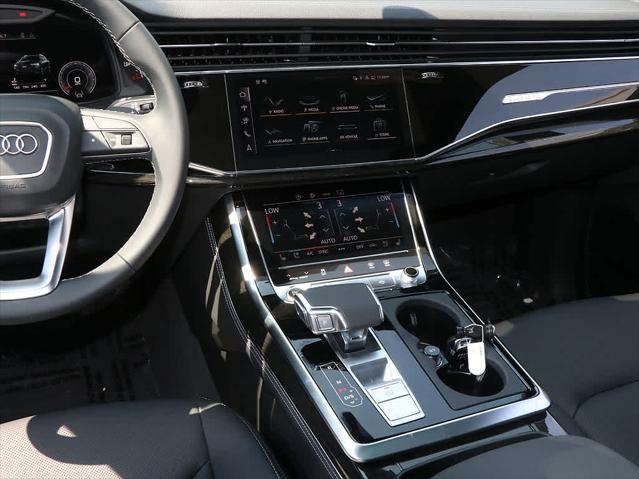 2025 AUDI Q8 - Image 17