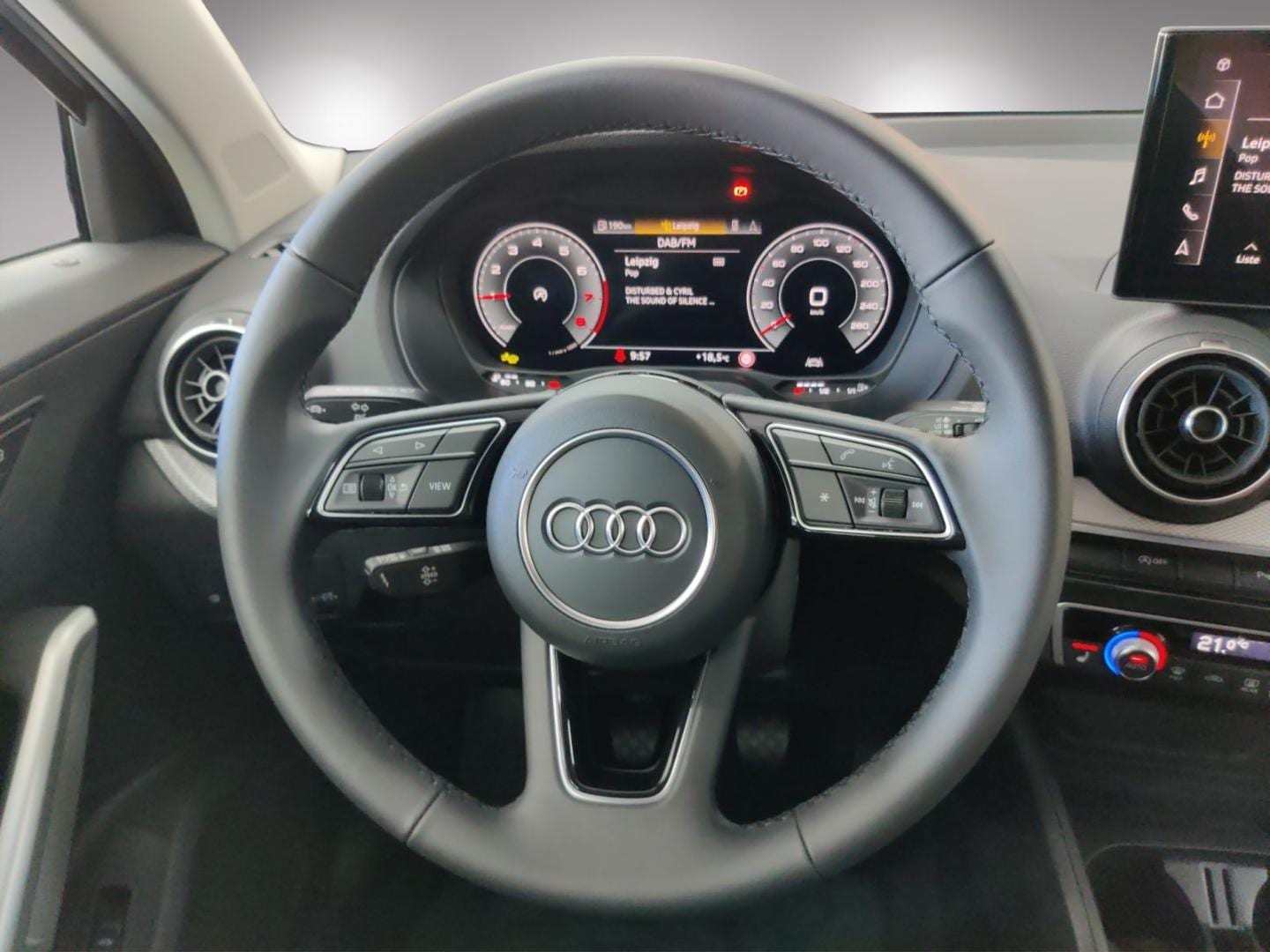 Bild über Audi Q2 advanced 30 TFSI Schaltgetriebe - für weitere Informationen kontaktieren Sie den Audi Partner