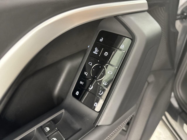 2025 Audi New Q5 Premium Plus - Photo 14
