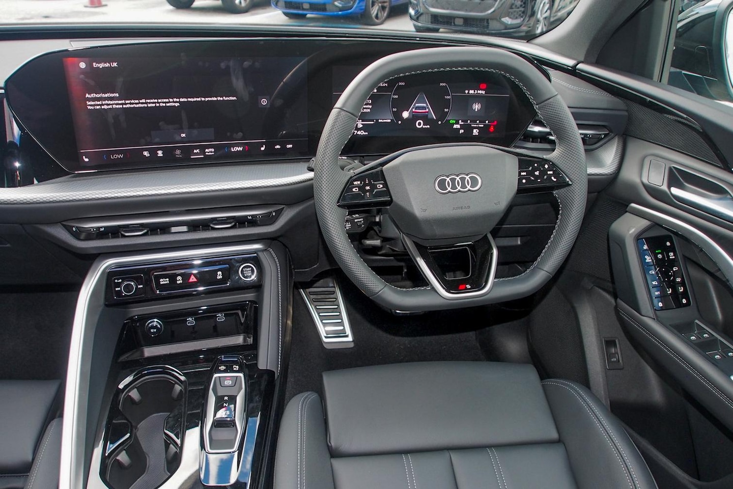 Image about Audi Q5 SUV TFSI quattro 200 kW sport