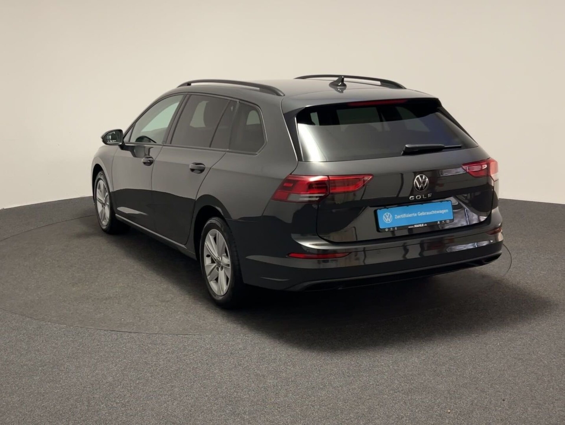 Volkswagen Golf Variant Life