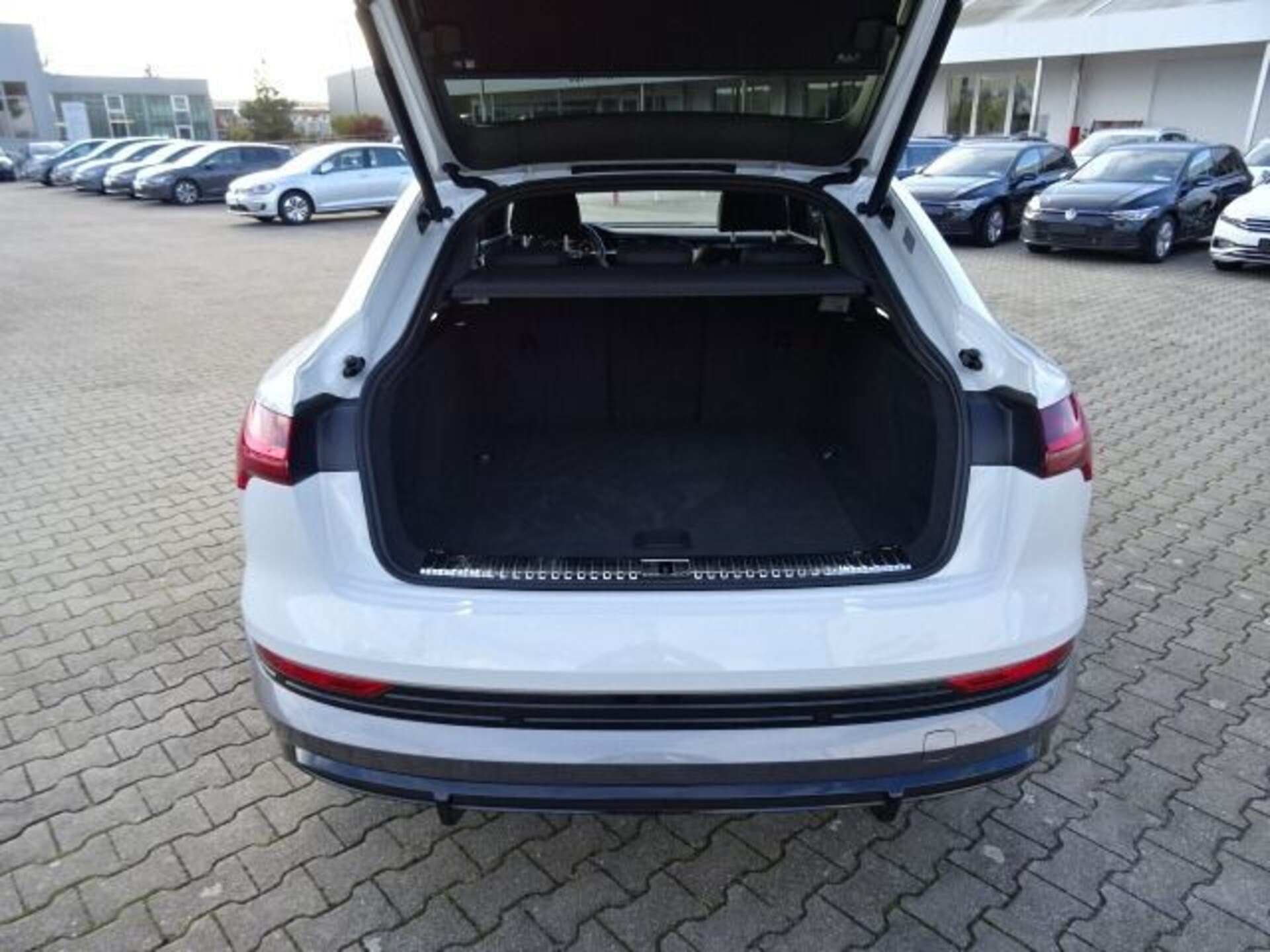 Audi e-tron Sportback S line