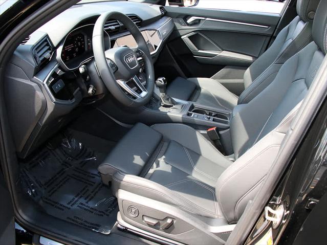 2025 AUDI Q3 - Image 12