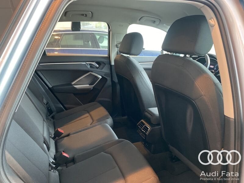Immagine di Audi Q3 Business 35 TDI 110 kW (150 PS) S tronic - Vista: for more details contact your dealer