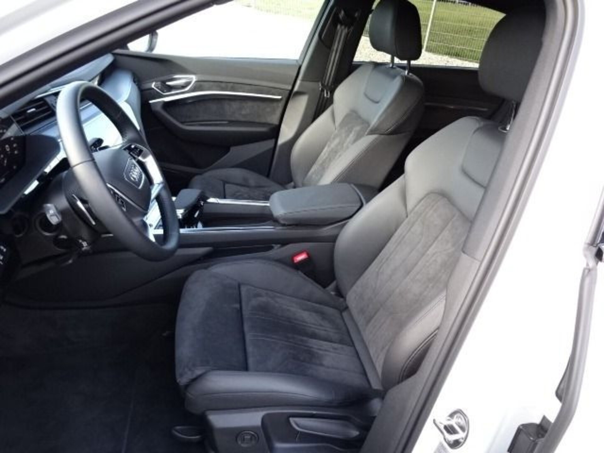 Audi e-tron Sportback S line