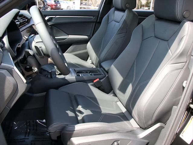2025 AUDI Q3 - Image 11