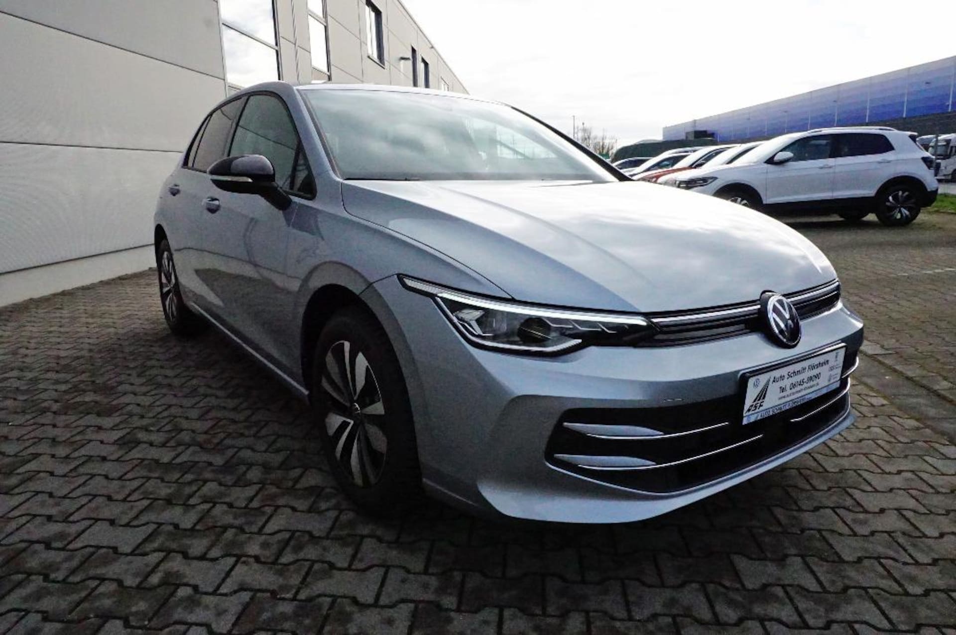 Volkswagen Golf Life