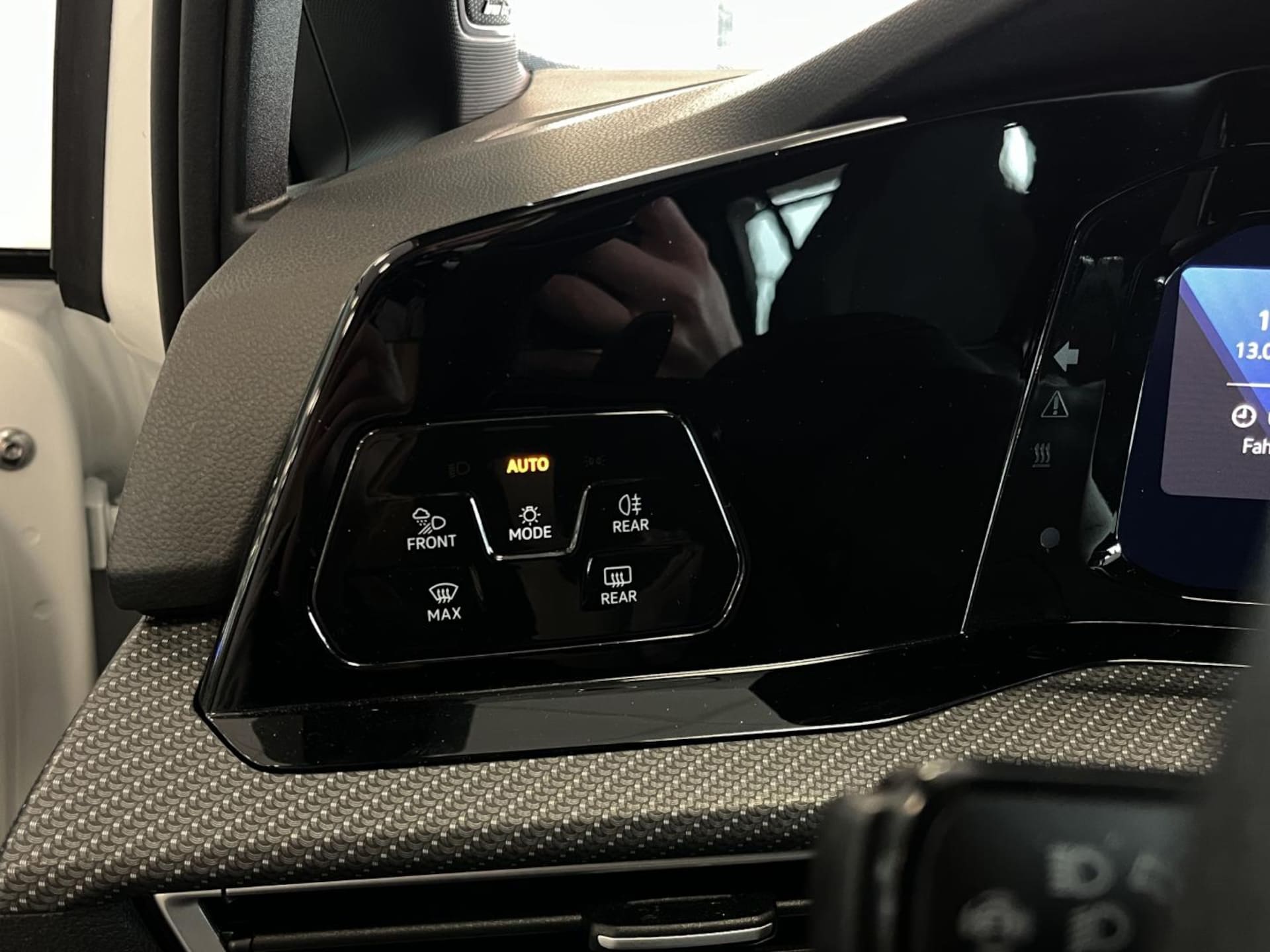 Volkswagen Golf Variant R
