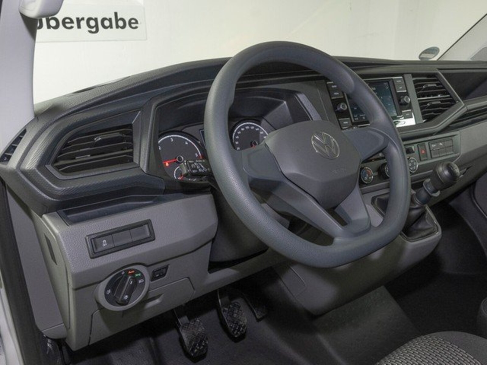 Volkswagen T6.1 Transporter Kasten langer Radstand – Bild 13
