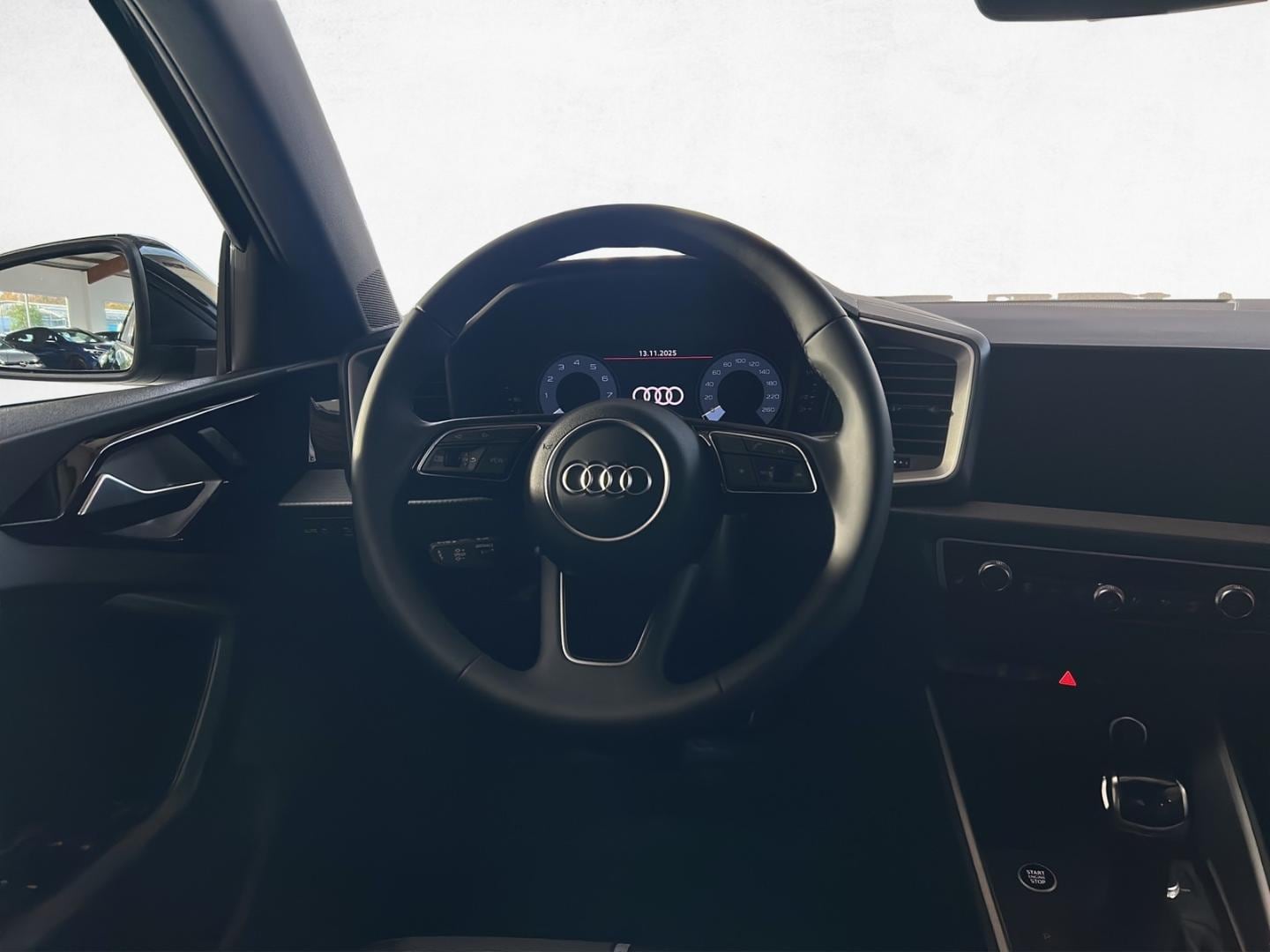 Bild über Audi A1 Sportback advanced 30 TFSI S tronic - für weitere Informationen kontaktieren Sie den Audi Partner