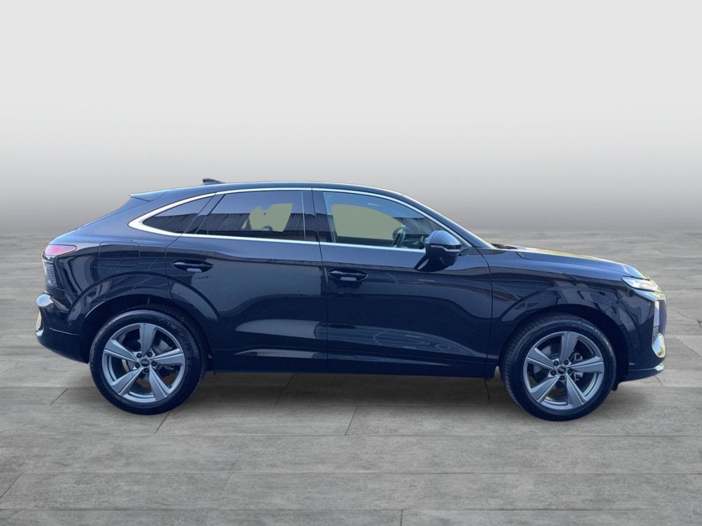 Bild über Audi Q3 Sportback TFSI 110 kW S tronic - für weitere Informationen kontaktieren Sie den Audi Partner