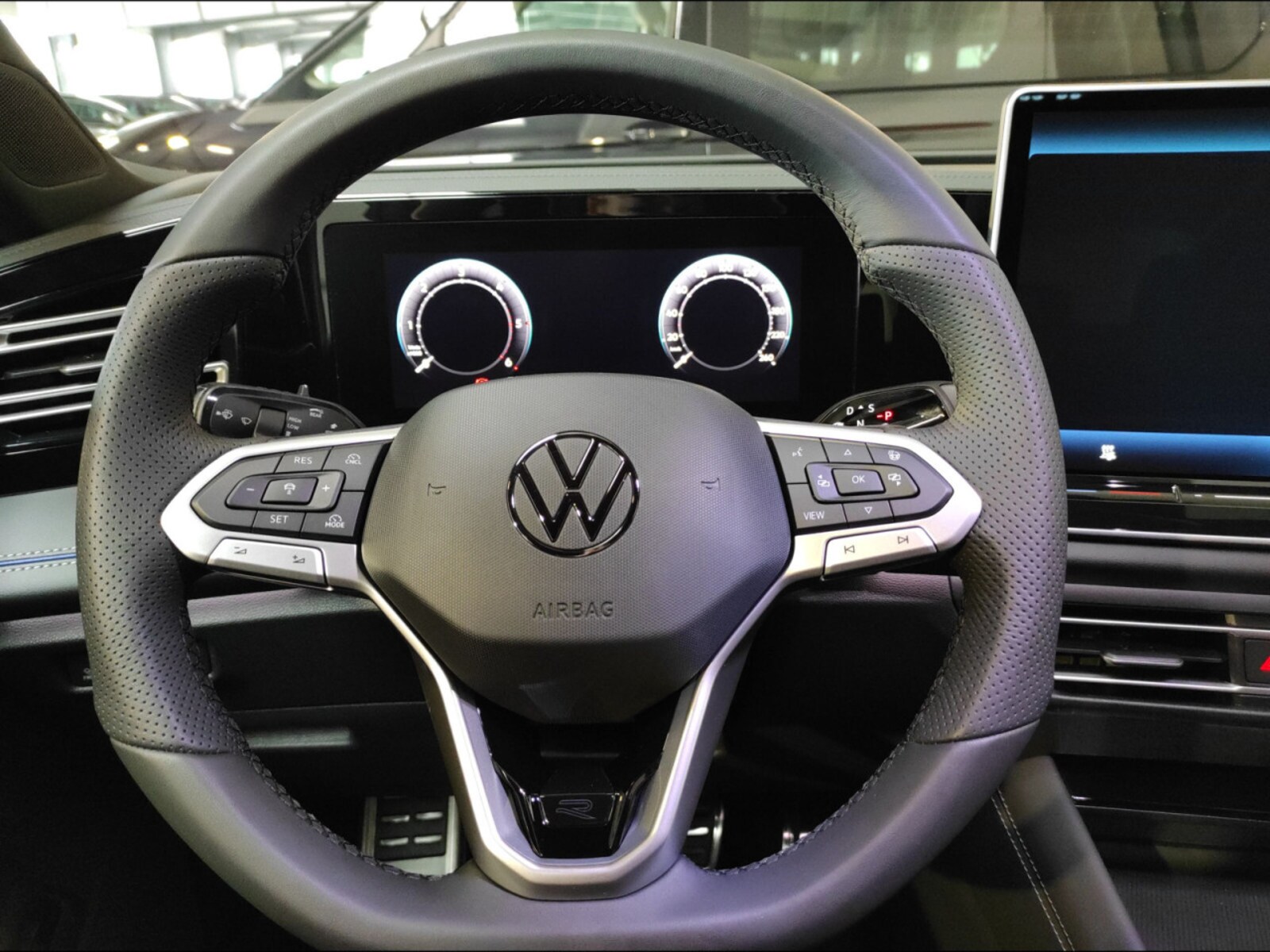 Volkswagen Tiguan – Bild 10
