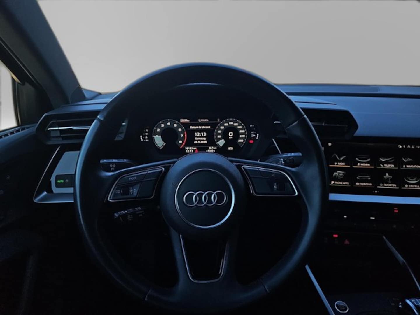 Bild über Audi A3 Sportback advanced 30 TFSI Schaltgetriebe - für weitere Informationen kontaktieren Sie den Audi Partner