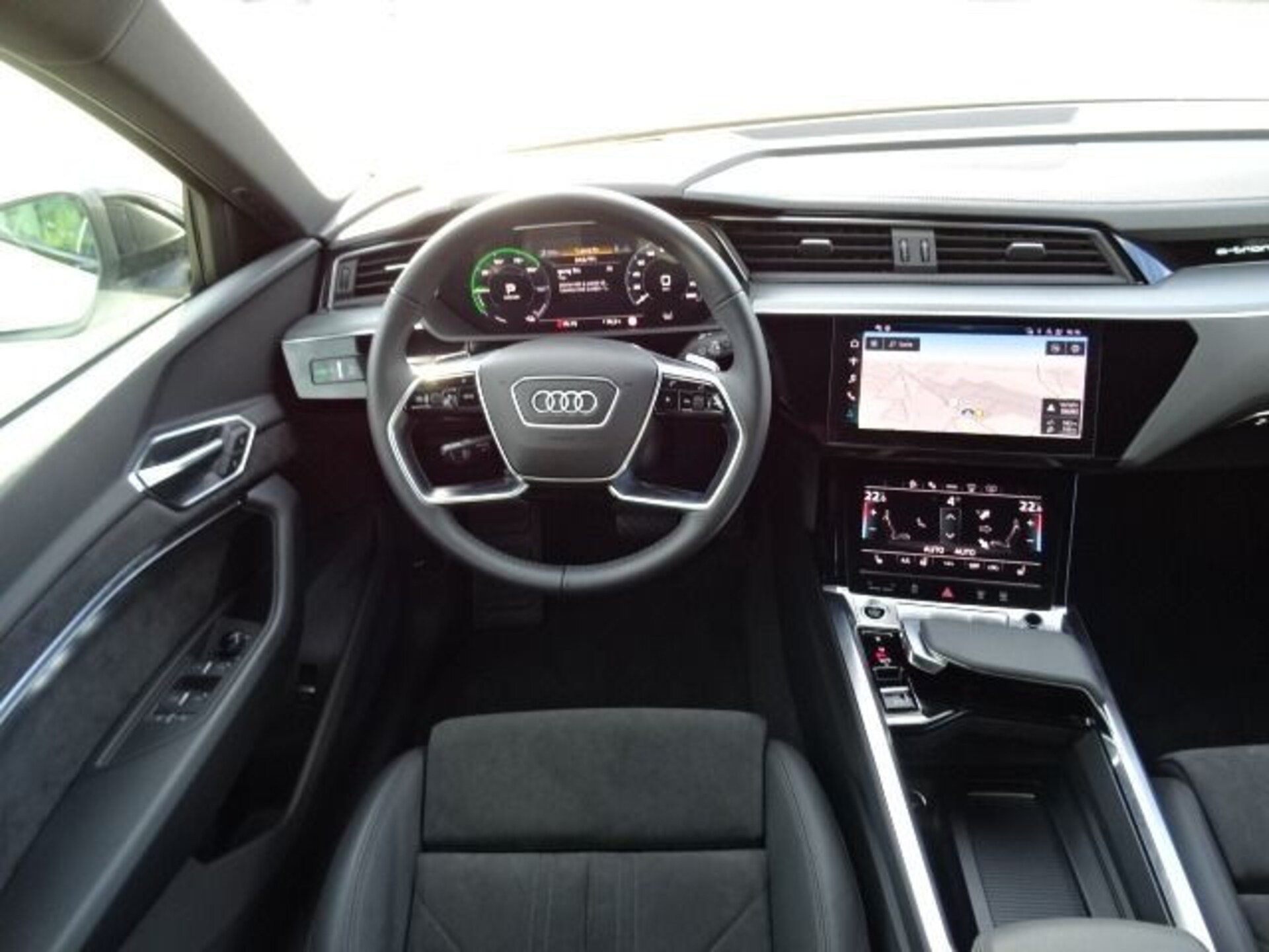Audi e-tron Sportback S line