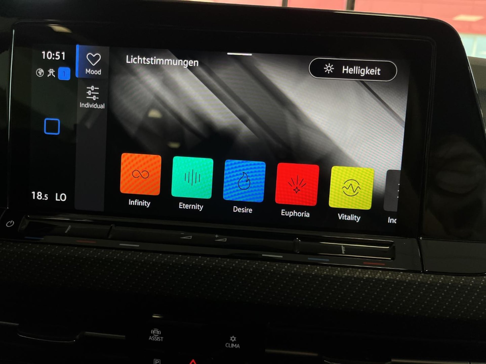 Volkswagen Golf Variant R