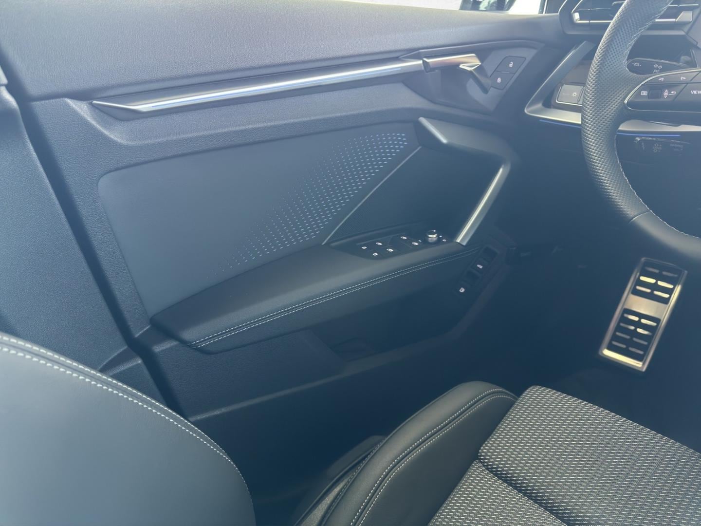 Bild über Audi A3 Sportback TFSI e TFSI e 200 kW S tronic - für weitere Informationen kontaktieren Sie den Audi Partner
