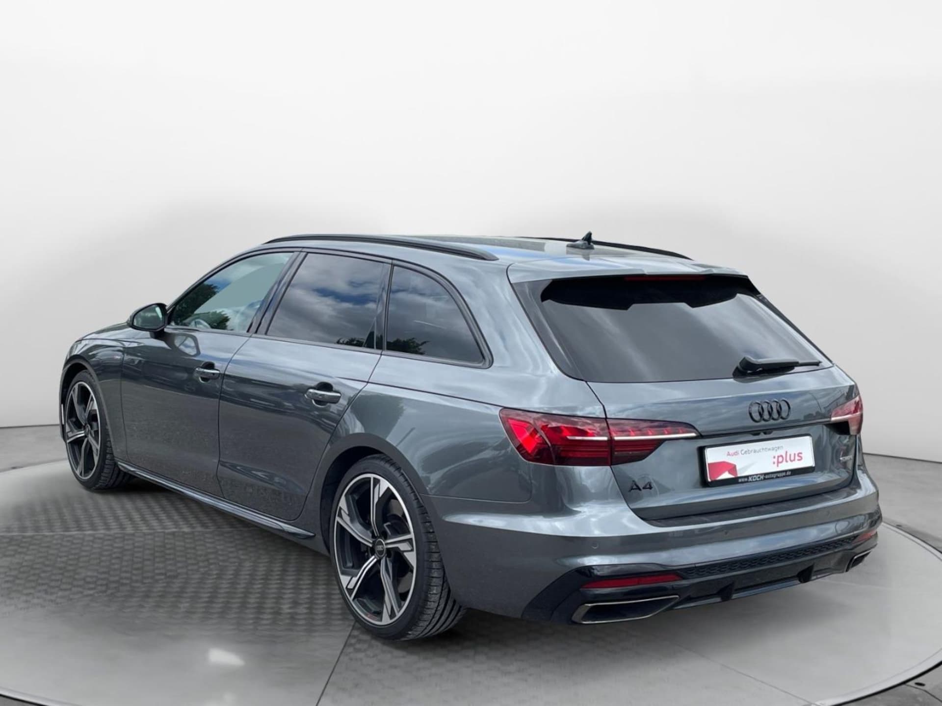 Audi A4 Avant S line