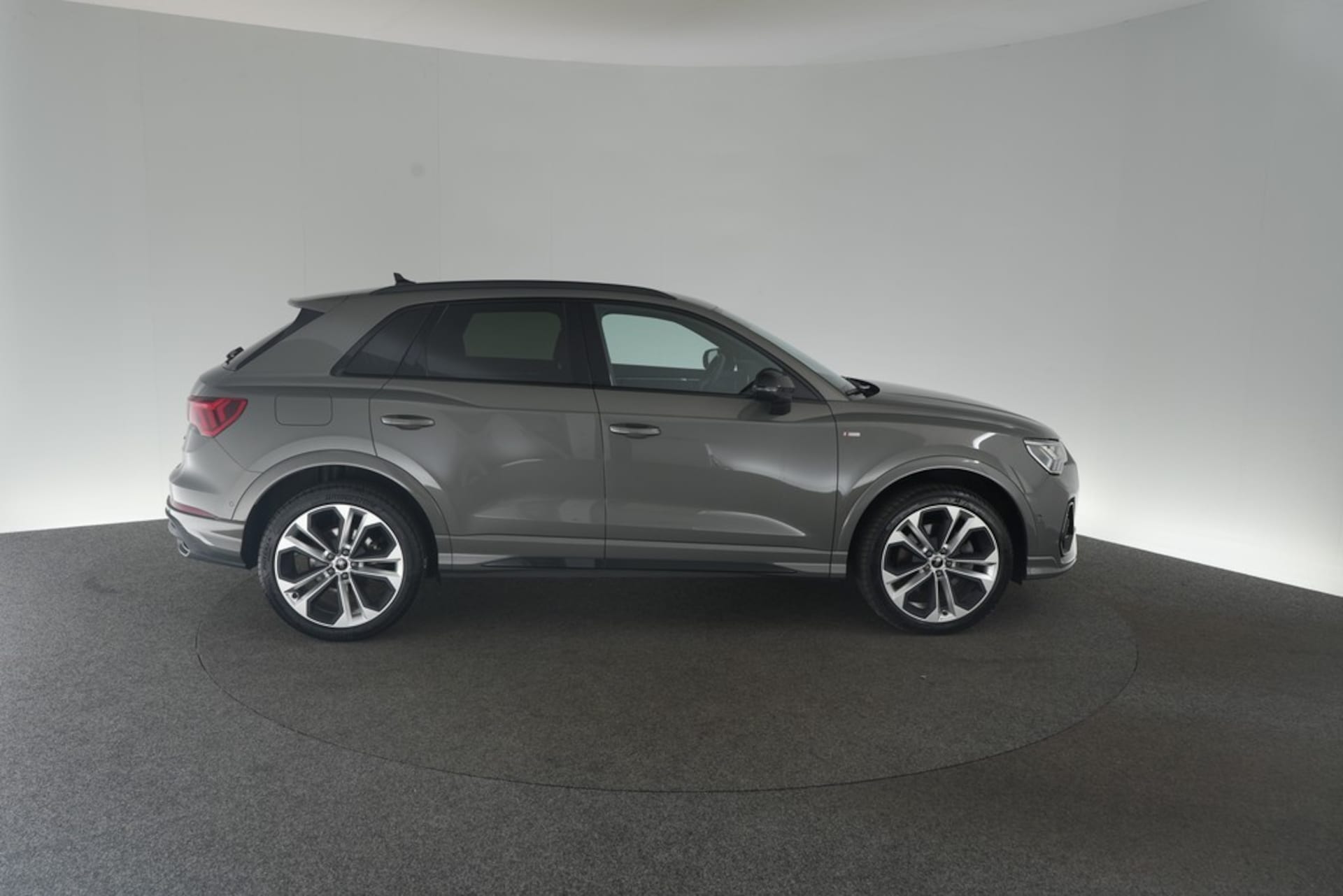 Audi Q3 SUV S line