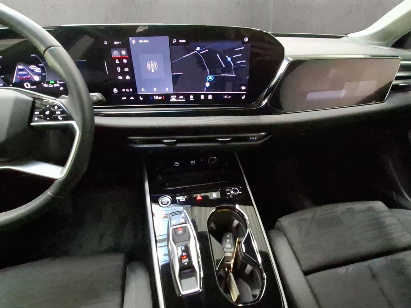 Bild über Audi A6 Avant TDI quattro 150 kW S tronic - für weitere Informationen kontaktieren Sie den Audi Partner