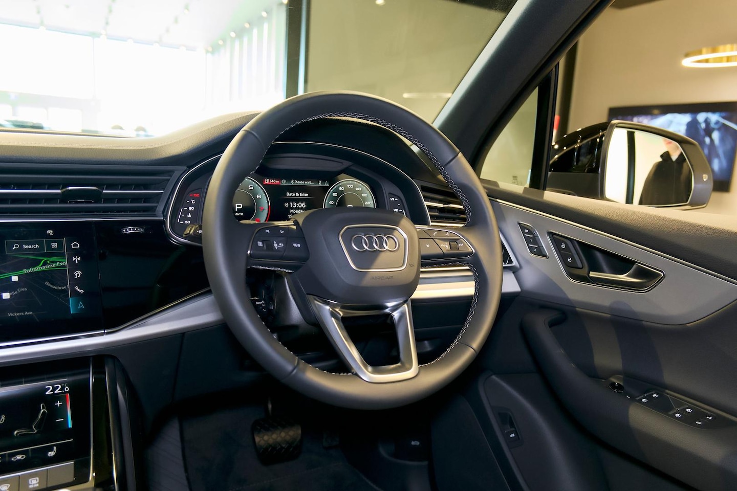 Image about Audi Q7 SUV TFSI quattro tiptronic