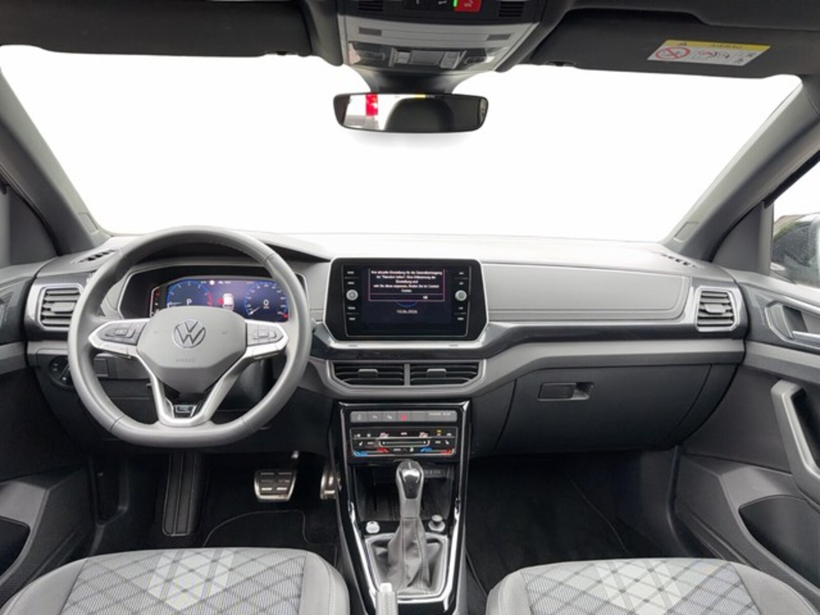 Volkswagen T-Cross – Bild 10