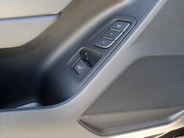 2025 AUDI Q3 - Image 24