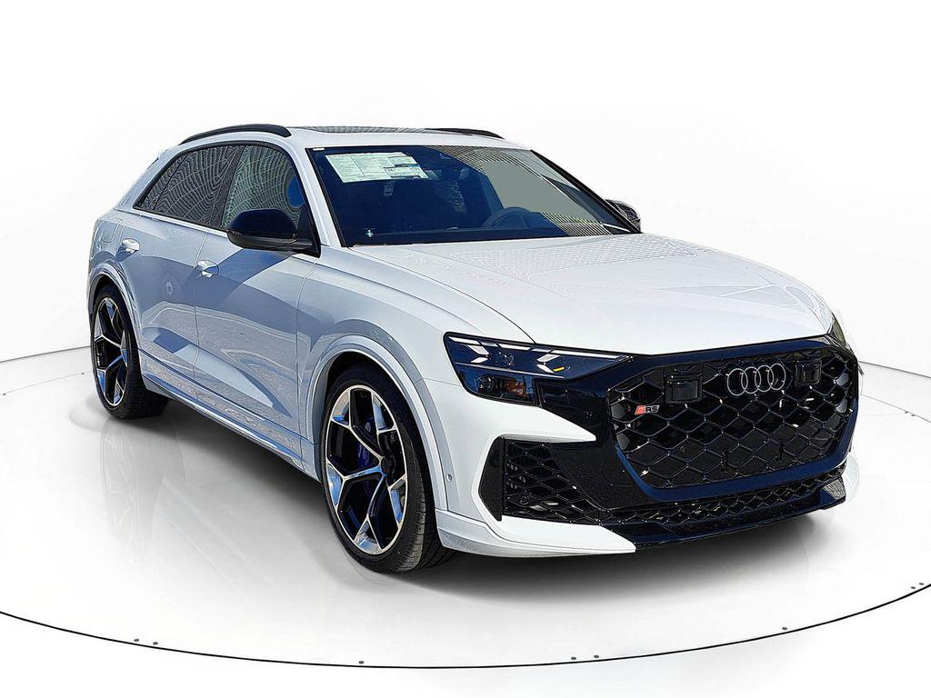 2026 Audi RS Q8 -'s photo