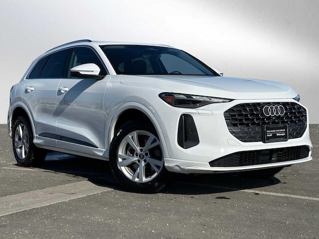 Photo of 2025 Audi Q5