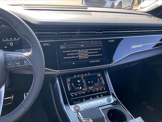 2026 Audi SQ7 Premium Plus - Photo 9