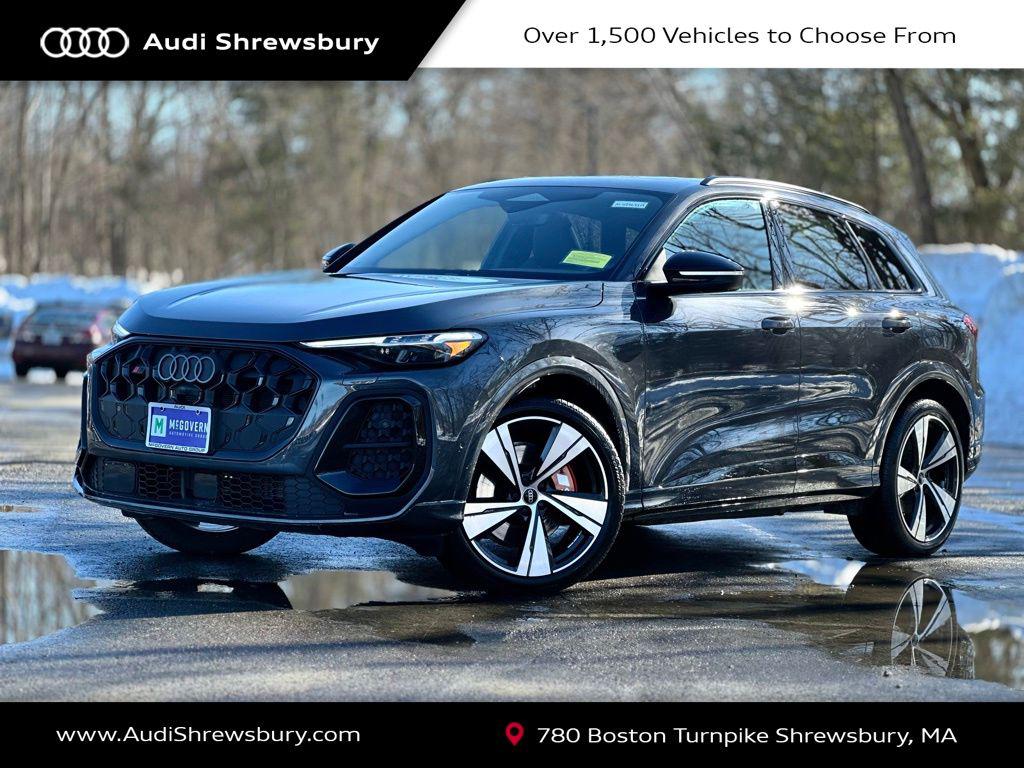 2025 Audi SQ5 Premium Plus's photo