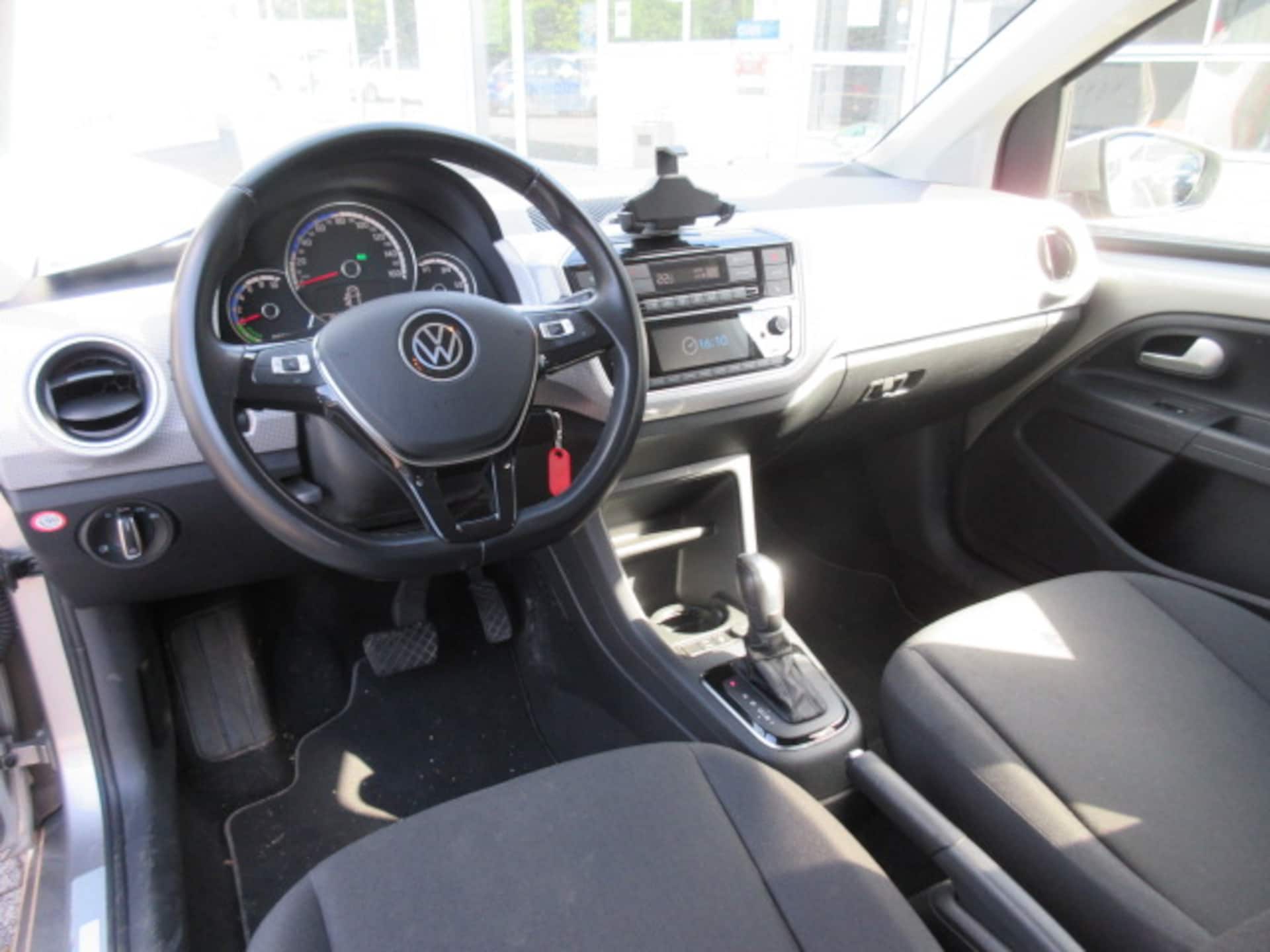 Volkswagen e-up! Style "Plus"