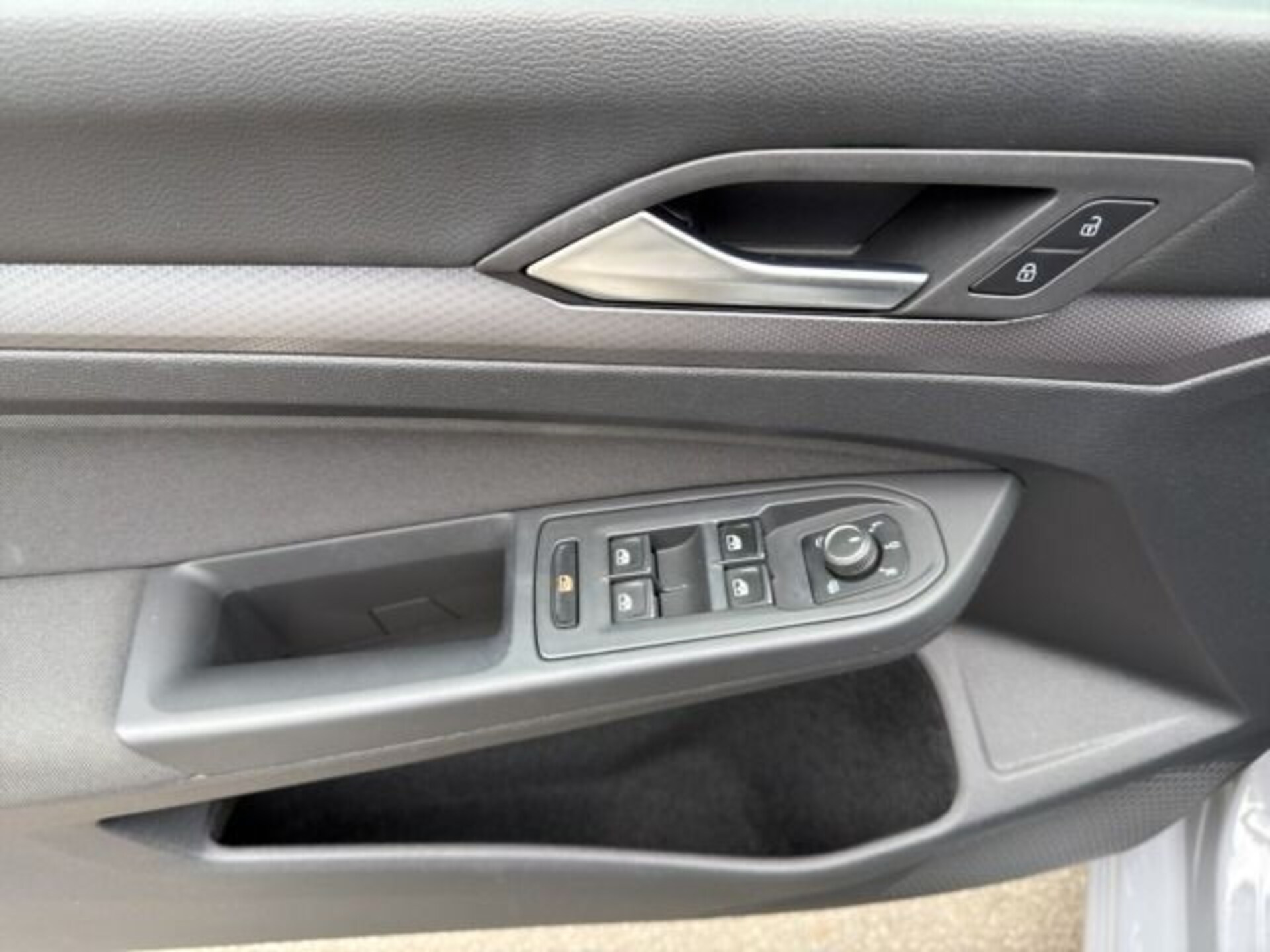 Volkswagen Golf Active