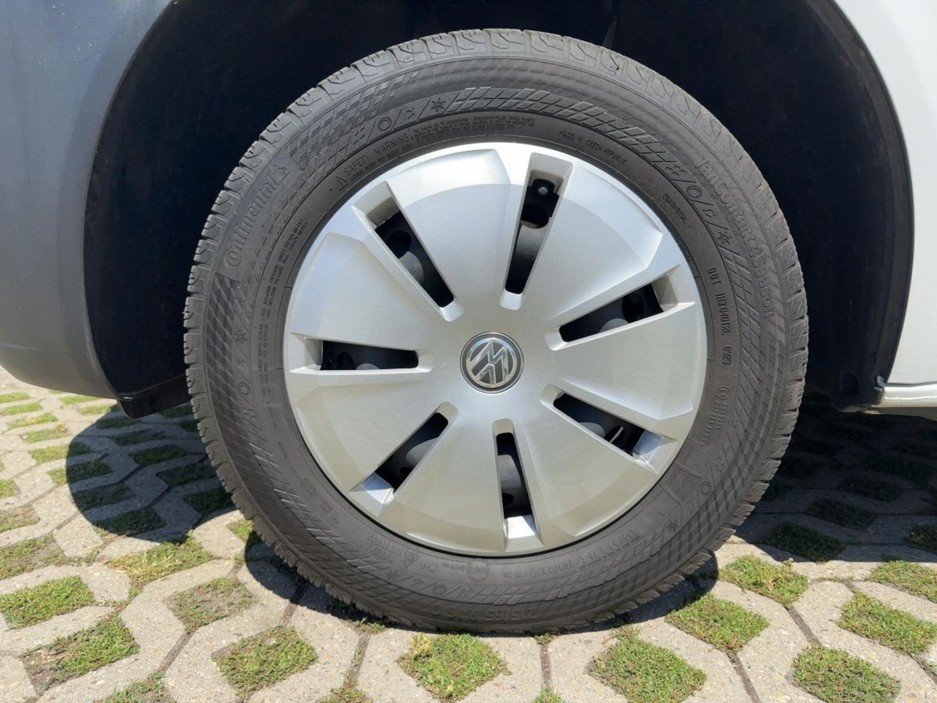 Volkswagen T6.1 Transporter Kasten langer Radstand