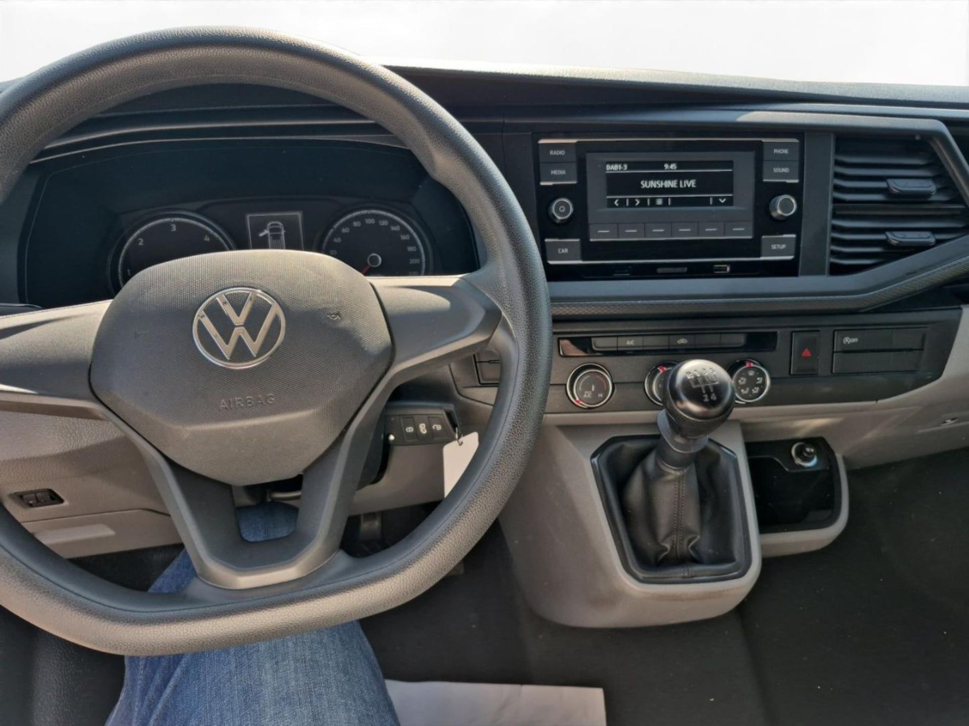 Volkswagen T6.1 Transporter Kasten langer Radstand