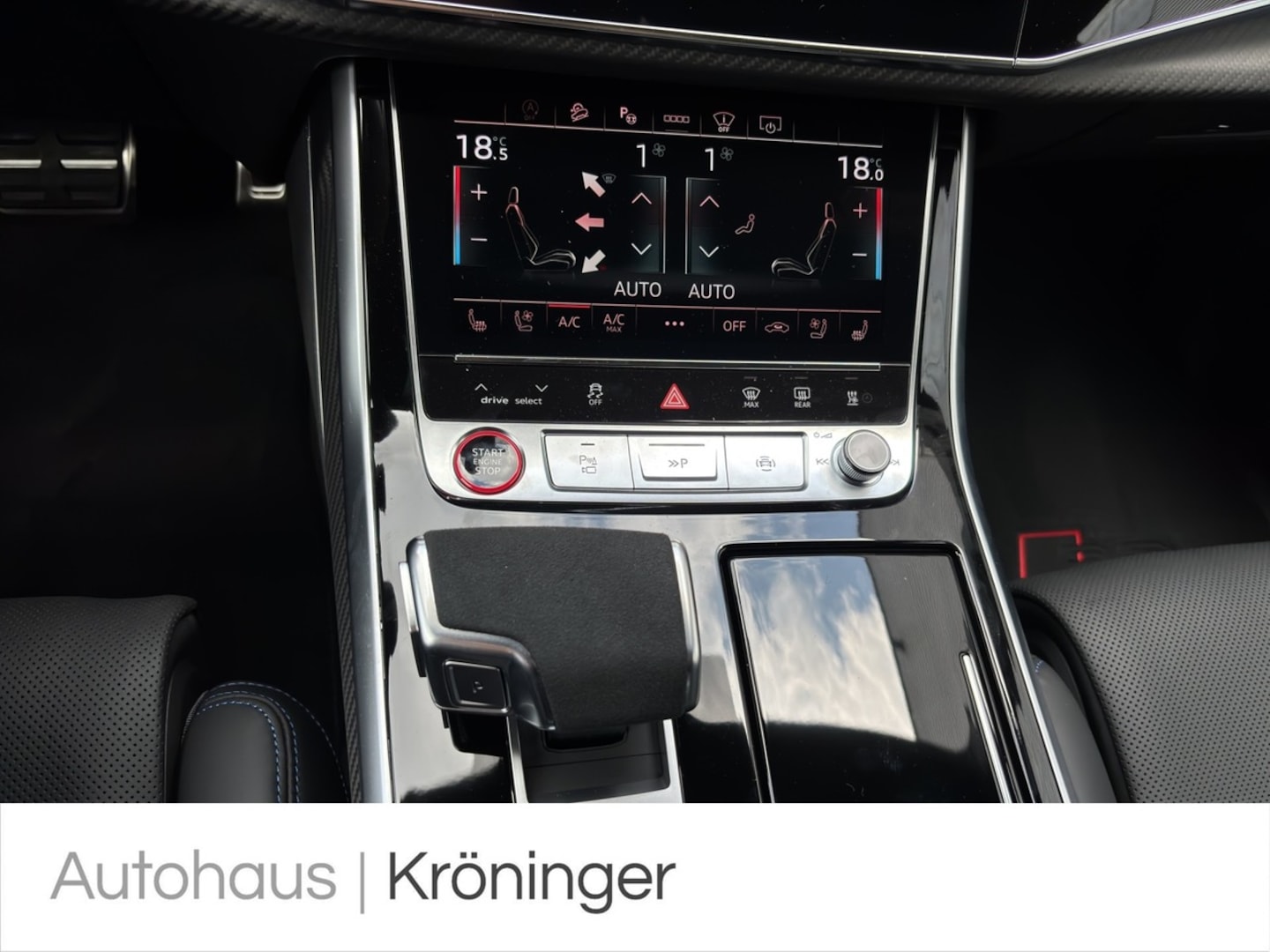 Bild über Audi RS Q8 SUV TFSI quattro 471 kW tiptronic - für weitere Informationen kontaktieren Sie den Audi Partner