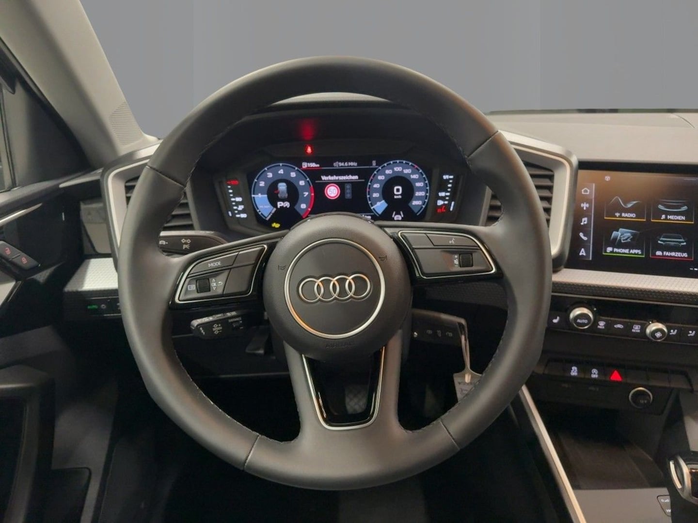 Bild über Audi A1 Sportback S line 25 TFSI S tronic - für weitere Informationen kontaktieren Sie den Audi Partner