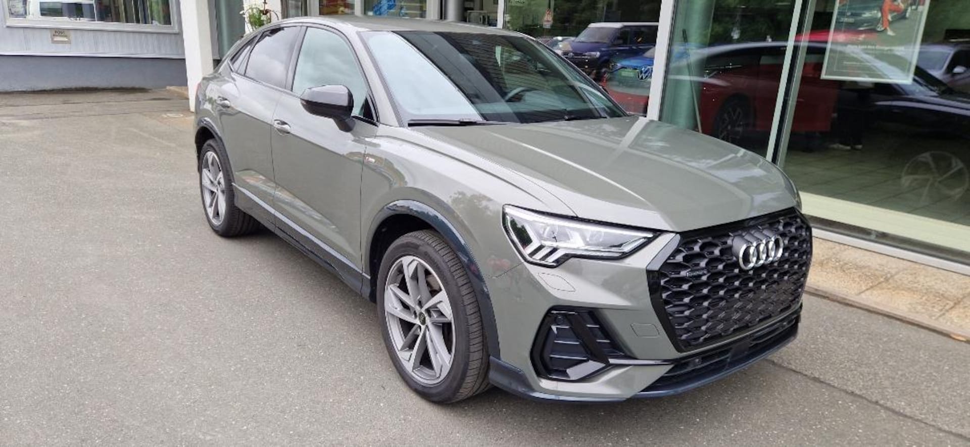Audi Q3 Sportback S line