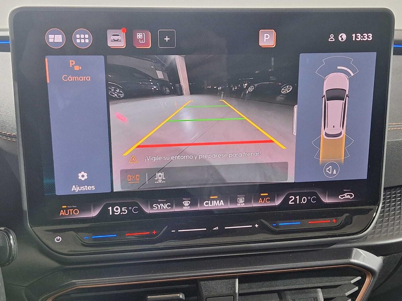 CUPRA Leon Sportstourer 1.5 eTSI DSG 110 kW (150 CV) — photo 18