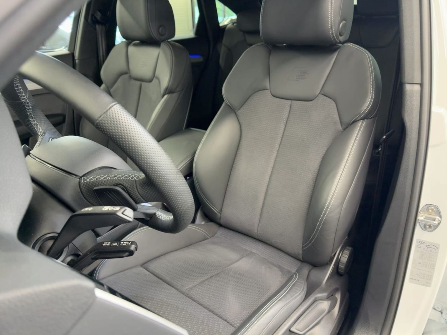 Bild über Audi Q5 Sportback 40 TDI quattro S tronic - für weitere Informationen kontaktieren Sie den Audi Partner