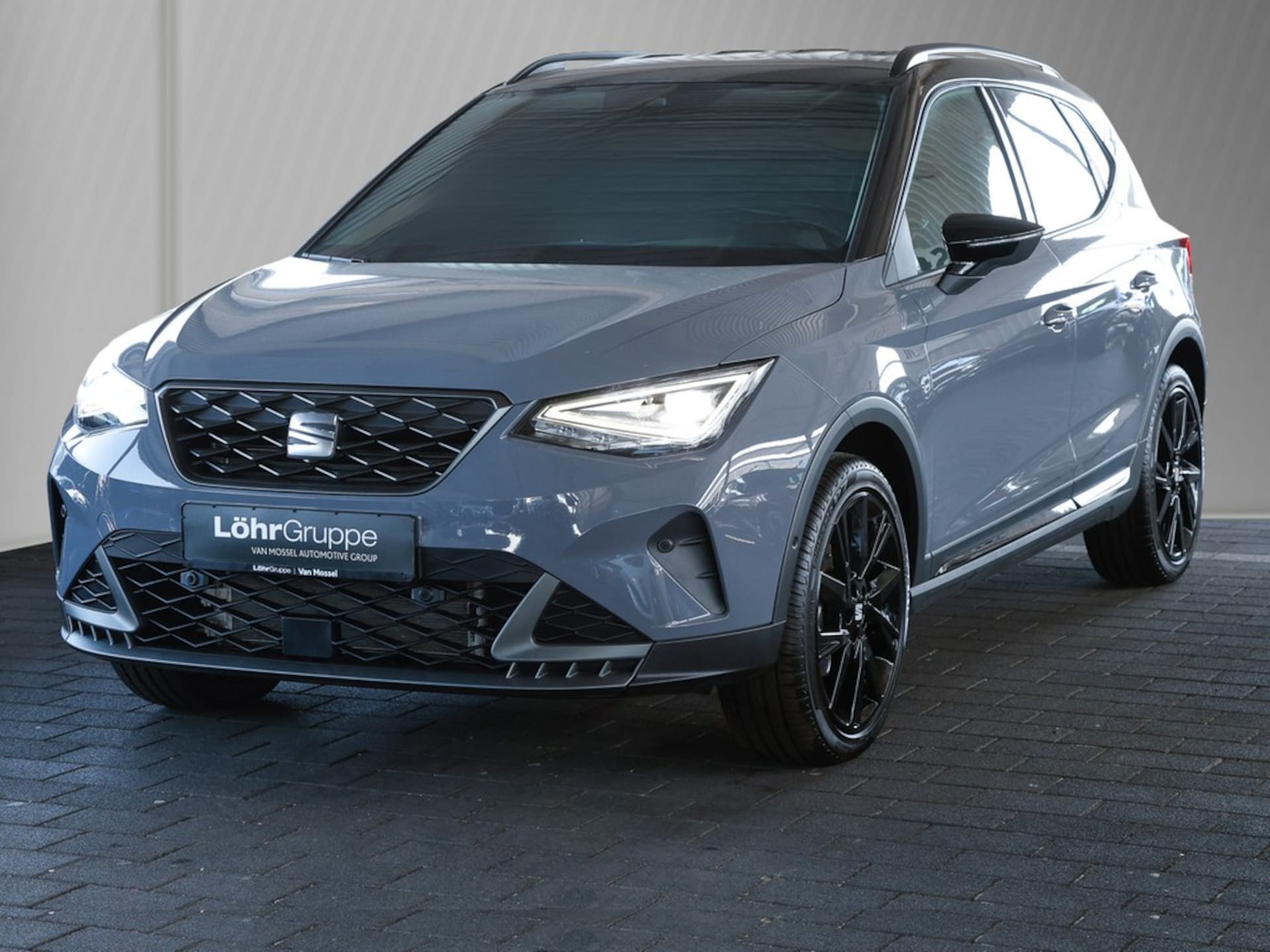 Seat Arona 2025 — Arona 1.0 TSI DSG FR Black Edition Navi/RFK