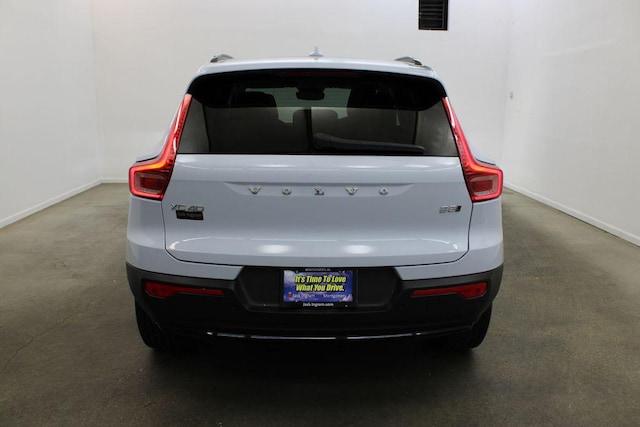 2024 Volvo XC40