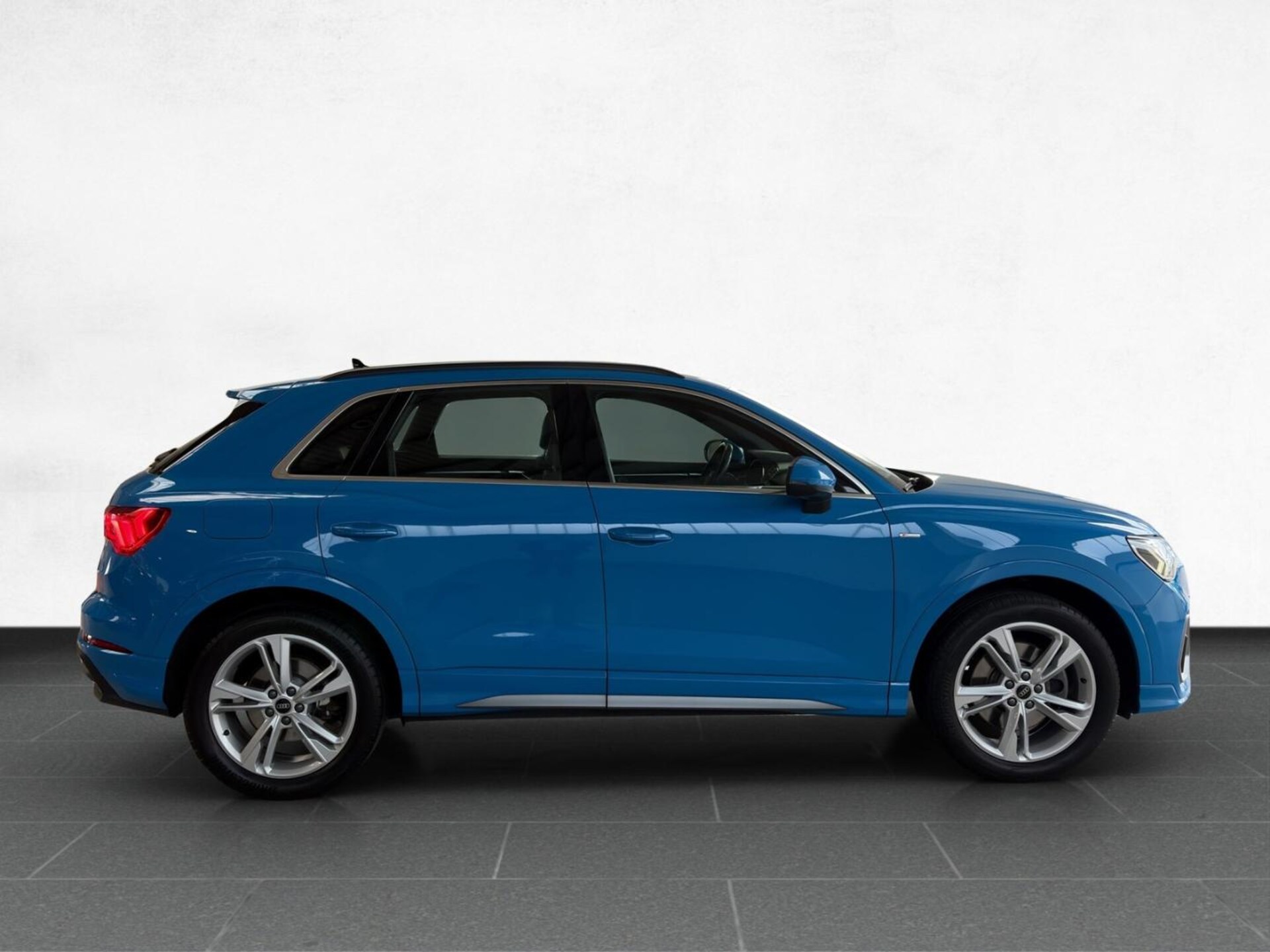 Audi Q3 SUV S line